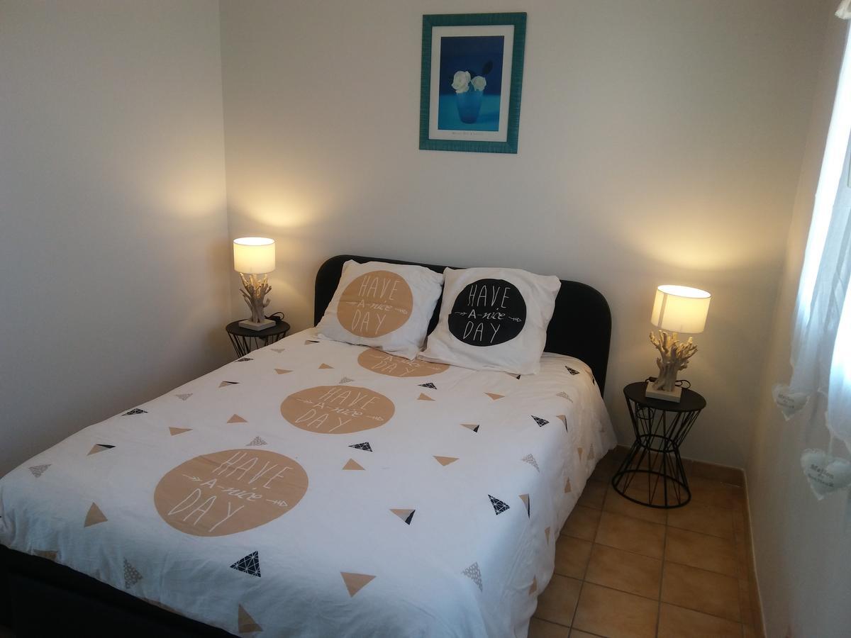 Caroline Apartment Oyonnax Exterior photo